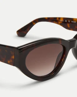 Veronica Beard Accessories|The Gift Guide*06 Sunglasses in Tortoise