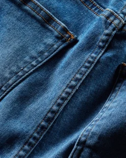 Veronica Beard Jeans*Carolina Skinny Kick-Flare Jean in Serendipity