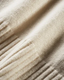 Veronica Beard Sweaters|Tops*Mazzy Cashmere Turtleneck in Ivory